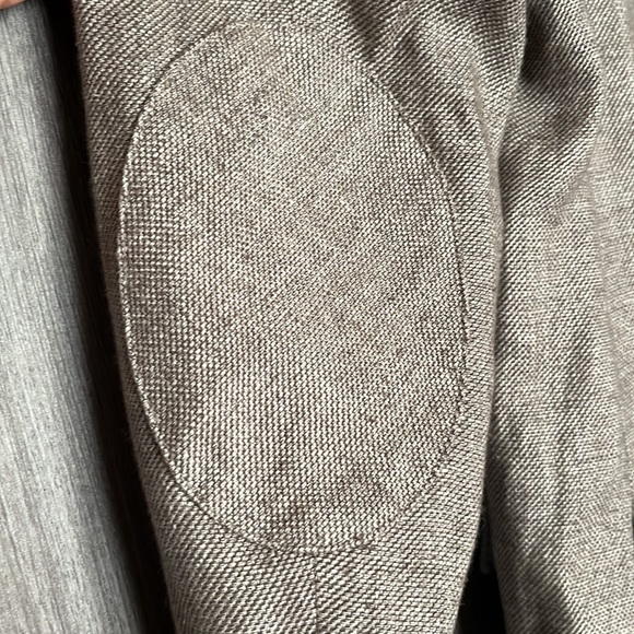 Joseph Abboud Men suits - Picture 10 of 16